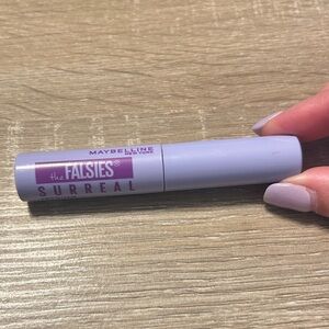5 for $20😍 Maybelline The Falsies Surreal Mascara Deluxe Sample